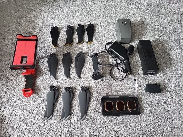 DJI Mavic 2 Pro + FPV Headset