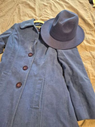 Stunning Per Una coat and hat