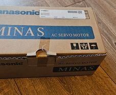 Panasonic AC Servo Motor MSMD042G1S4