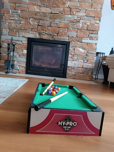 Mini Snooker/Pool Table  50 x 30 cm