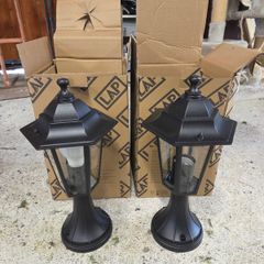 Post lights, black