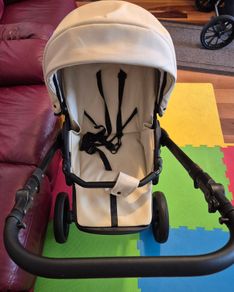 Buggy. ,Baby Pram + Car Seat & Base