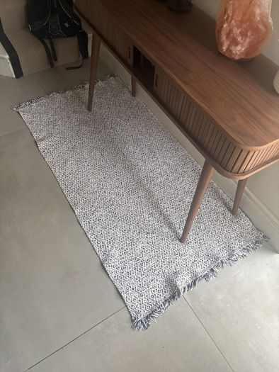 Rug