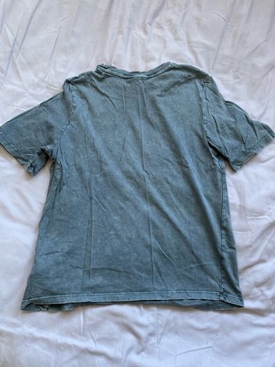 grey graphic tshirt