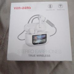 earphones