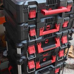 Milwaukee Packout 5 Piece including rolling cart.