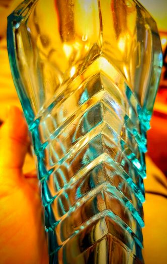 Vintage turquoise vaseline vase