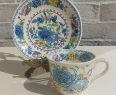 Beautiful Masons Patent Ironstone Single Teacup and Saucer Duo in the Regency Pattern, Circa 1940 to 1950