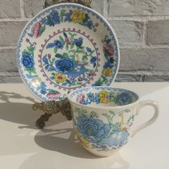Beautiful Masons Patent Ironstone Single Teacup and Saucer Duo in the Regency Pattern, Circa 1940 to 1950