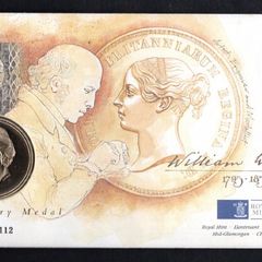1995 Great Britain William Wyon Bicentenary Philatelic Numismatic Cover (PNC) Cover including Bicentenary Medal and Definitive Stamps