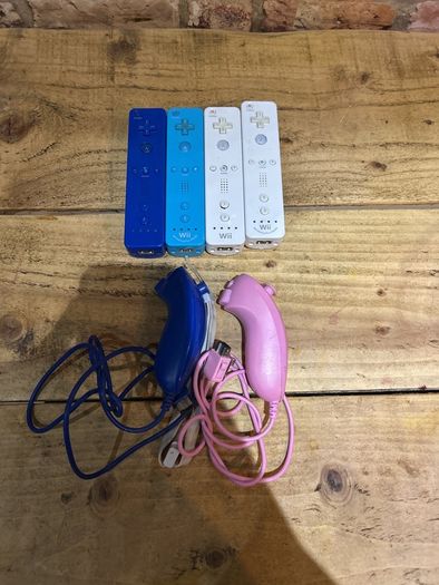 wii controllers