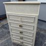 chest of drawers Image 4