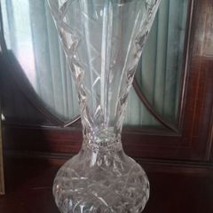 cyrstal vase