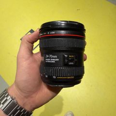 Canon EF 24-70mm f/4L IS USM with Macro