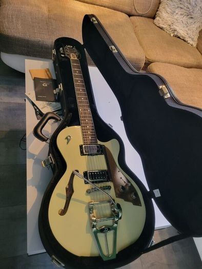 Duesenberg Starplayer TV Everest White Semi-Acoustic Guitar