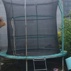 8ft trampoline