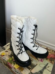 boots shoos size 6