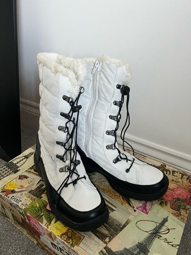 boots shoos size 6