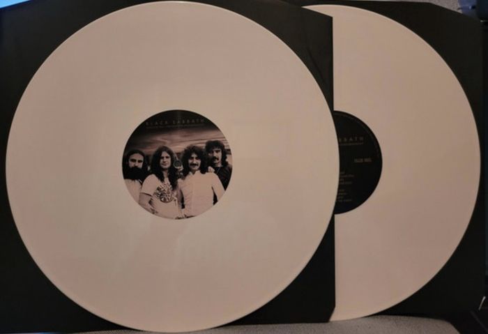 Black sabbath. Double Limited edition white vinyl record double album in gatefold sleeve. Mint condition White vinyl 2 LP version with custom picture labels in gatefold sleeve  1976  Broadcast from sabbath technical ecstasy tour.