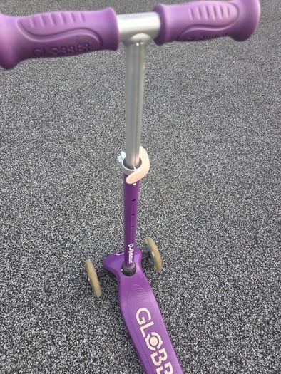Globber pink scooter, barely used, great condition