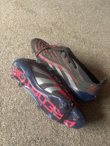 Predator Elite football boots