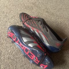Predator Elite football boots