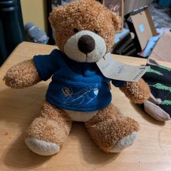 Singapore airlines bear