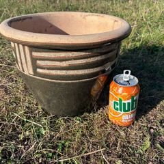 Glazed flower pot
