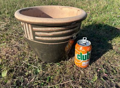 Glazed flower pot
