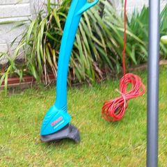 grass trimmer