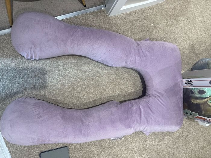 Pregnancy pillow
