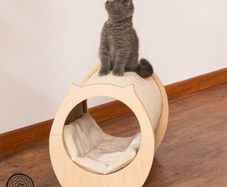 Scratch mat cat bed