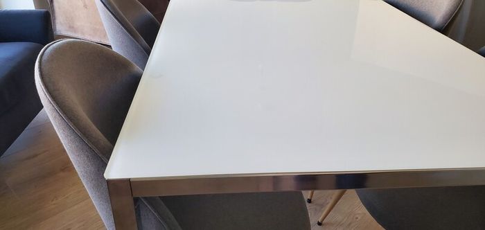 Dinning table and 4 chairs