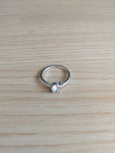 Pandora Sparkling Solitaire Ring