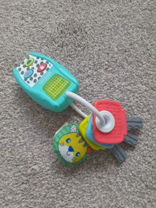 Infantino key chain toy