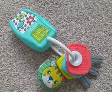 Infantino key chain toy