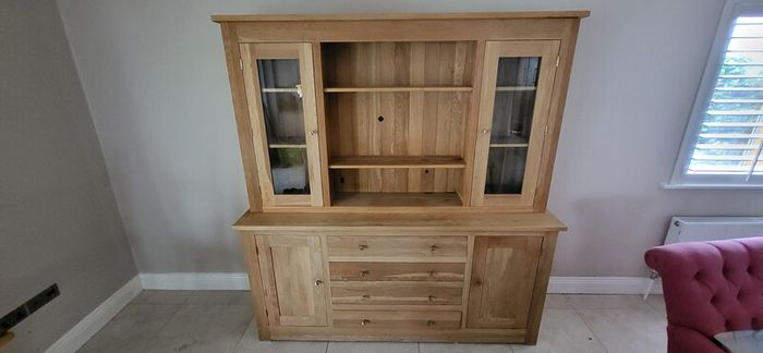 FREE: Solid Oak Dresser Top Unit