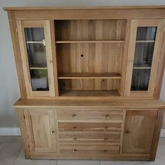 FREE: Solid Oak Dresser Top Unit