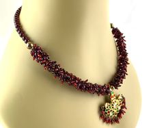 Vintage costume necklace