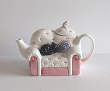 Mid century Cat On Sofa Ceramic Teapot