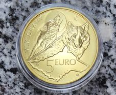 Slovakia 5 Euro Shiny Coin 2021 - Wolf - Fauna and flora in Slovakia