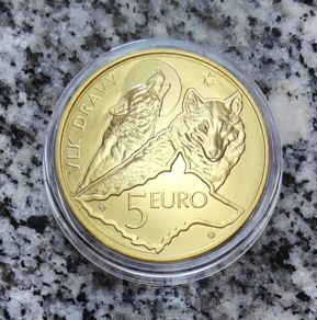 Slovakia 5 Euro Shiny Coin 2021 - Wolf - Fauna and flora in Slovakia