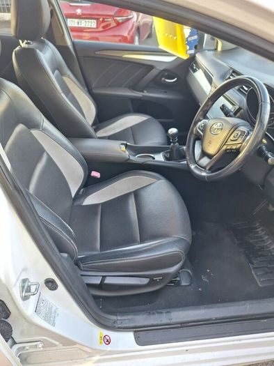 Toyota Avensis 2016