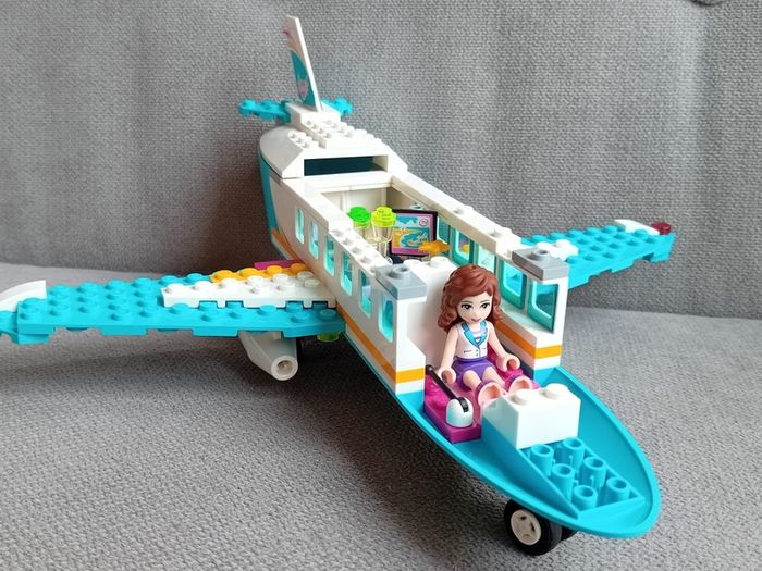 Lego Friends Heartlake City private jet.