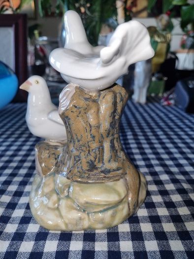 Tengra Spain porcelain - figurine of two doves
