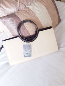 Daniela Moda Leather Handbag