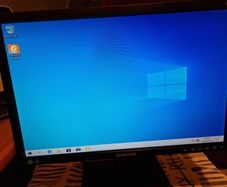 Lenovo Thinkcentre Desktop, Windows 10, 300GB