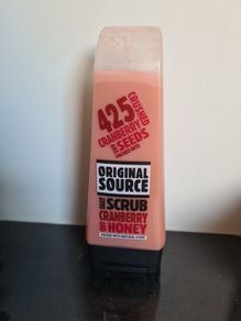 Original Source Cranberry & Honey Daily Scrub 250ml