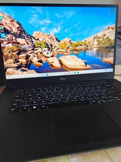 XPS 15  7590, i5-9300H,16gb DDR4, 512gb NVMe, battery over 6 hours, good condition, original charger