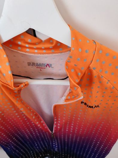 Women Cycling  top
